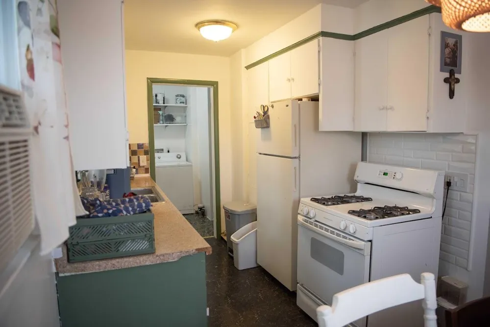 3213 Sheridan Avenue Saginaw, MI 48601