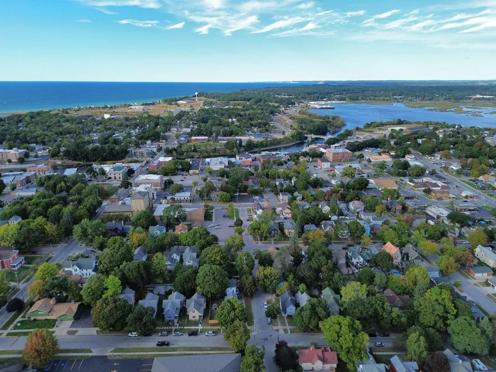 377 4th Street Manistee, MI 49660