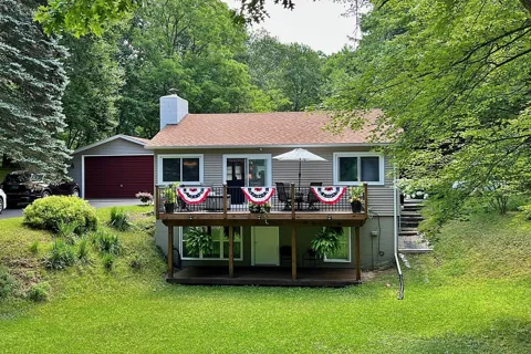 15808 Pretty Lake Drive