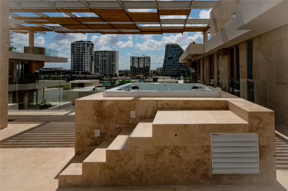Puerto Cancun Boulevard #507 Cancun, OS 77500