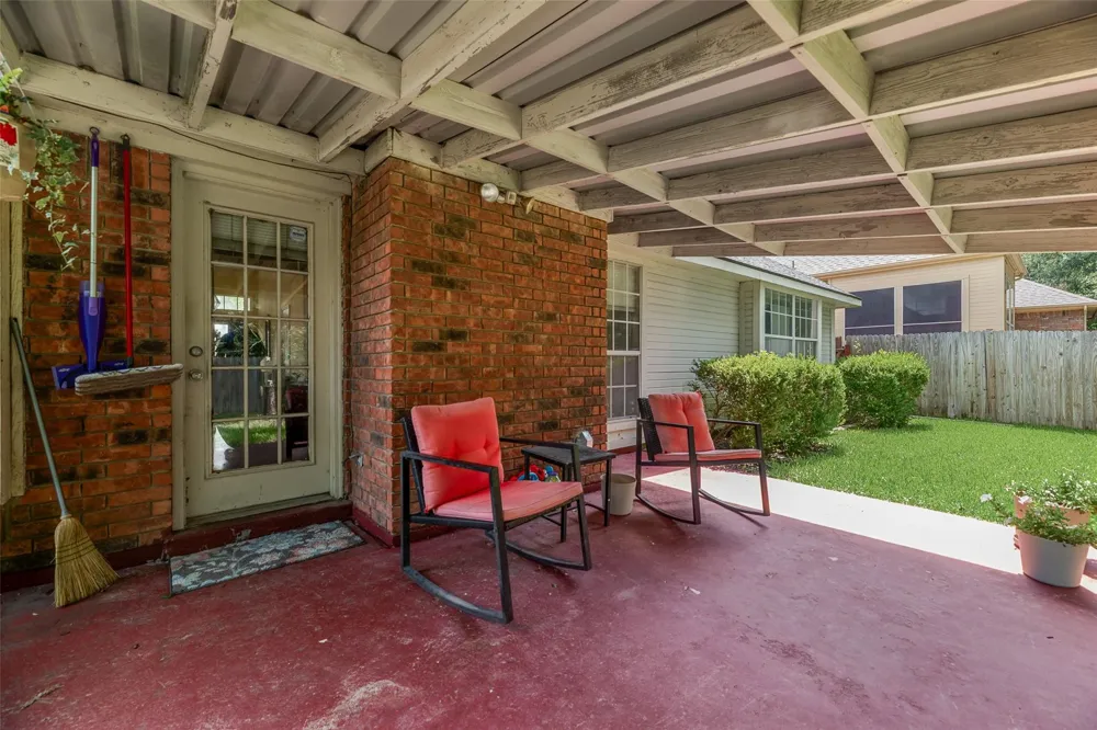 2017 Spring Mills Road Mesquite, TX 75181