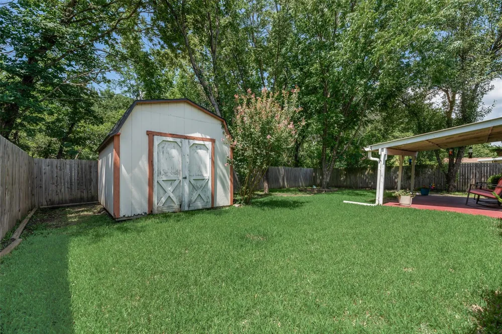 2017 Spring Mills Road Mesquite, TX 75181