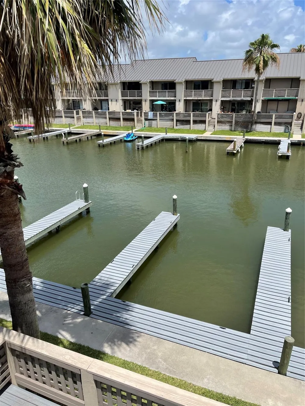 1911 Bayhouse Drive Rockport, TX 78382