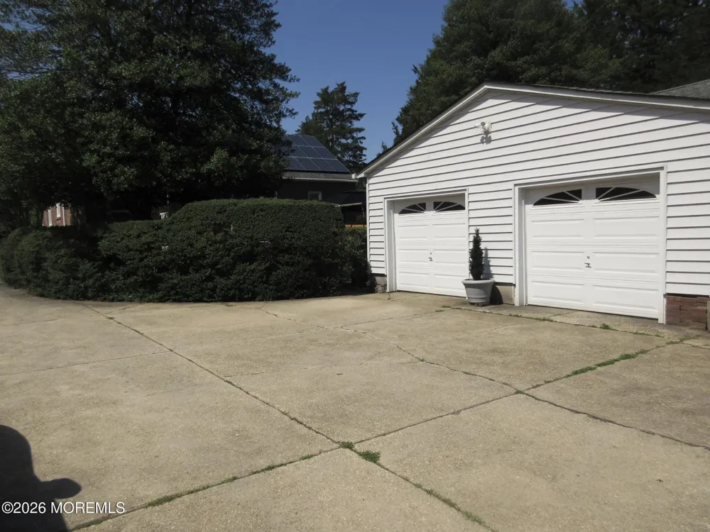 443 Newman Springs Road Lincroft, NJ 07738