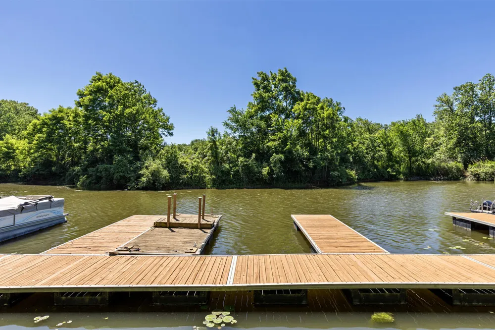 578 Swan River Drive Benton Harbor, MI 49022