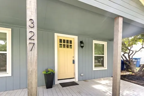 327 E Hull Street
