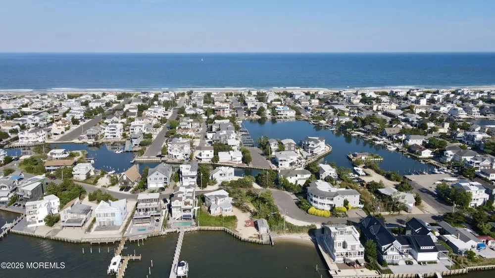 8202 Bay Terrace Harvey Cedars, NJ 08008