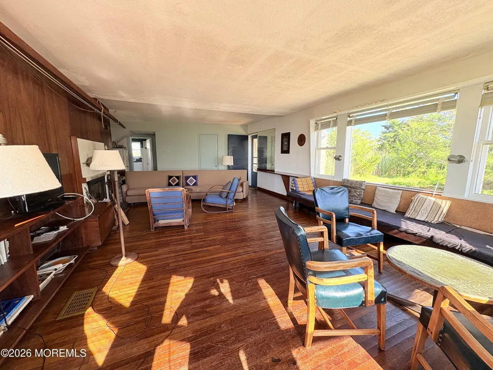 8202 Bay Terrace Harvey Cedars, NJ 08008