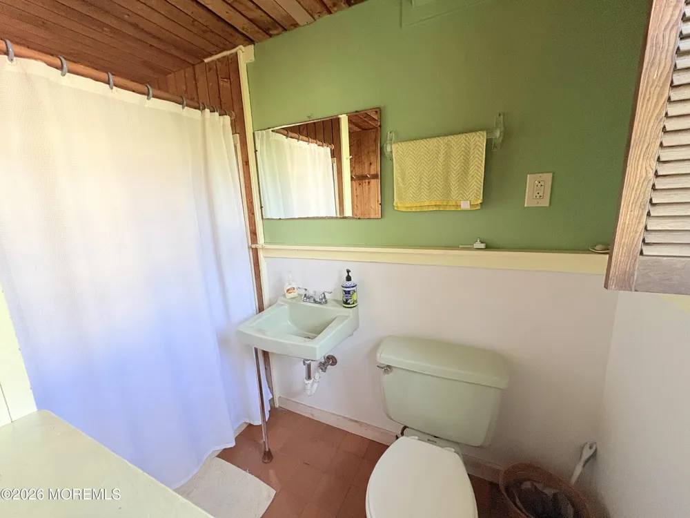8202 Bay Terrace Harvey Cedars, NJ 08008