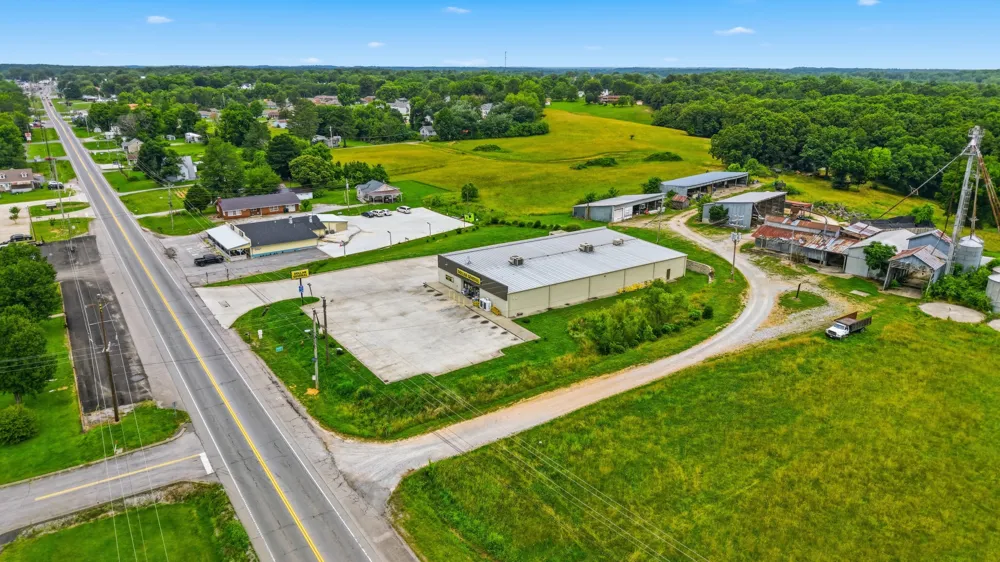 0 Hwy 70   Twin Oak Mc Ewen, TN 37101
