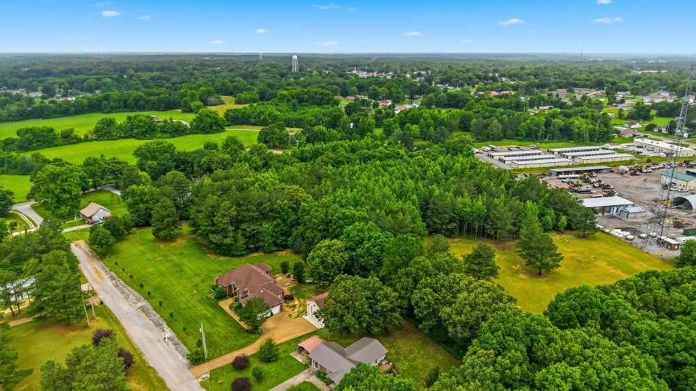 0 Hwy 70   Twin Oak Mc Ewen, TN 37101