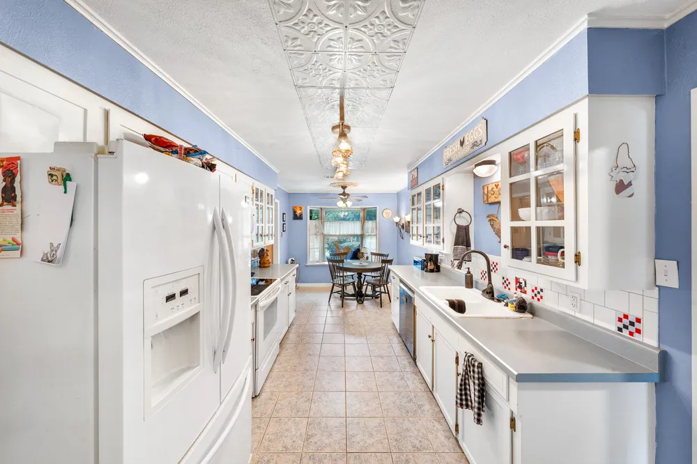 2826 Birchwood Lane Commerce, TX 75428