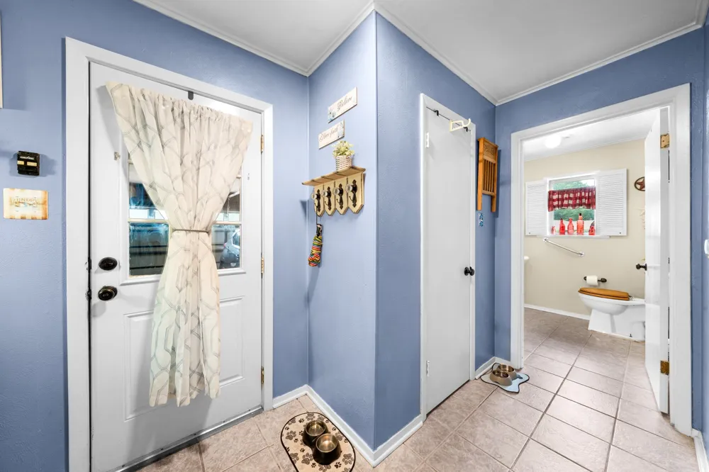 2826 Birchwood Lane Commerce, TX 75428