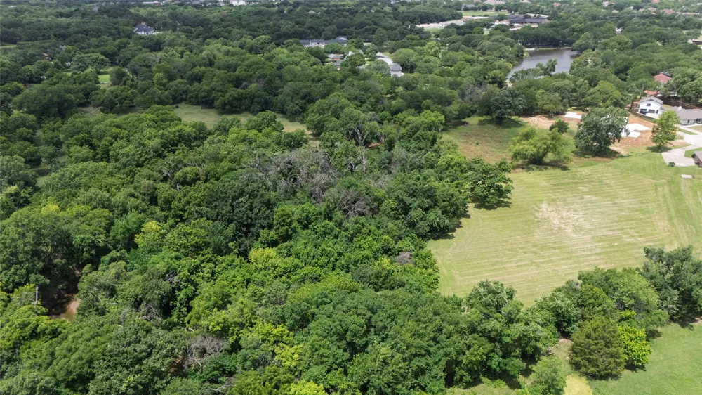 1215 Oakwood Trail Southlake, TX 76092