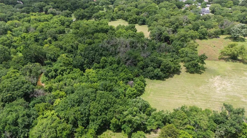 1215 Oakwood Trail Southlake, TX 76092