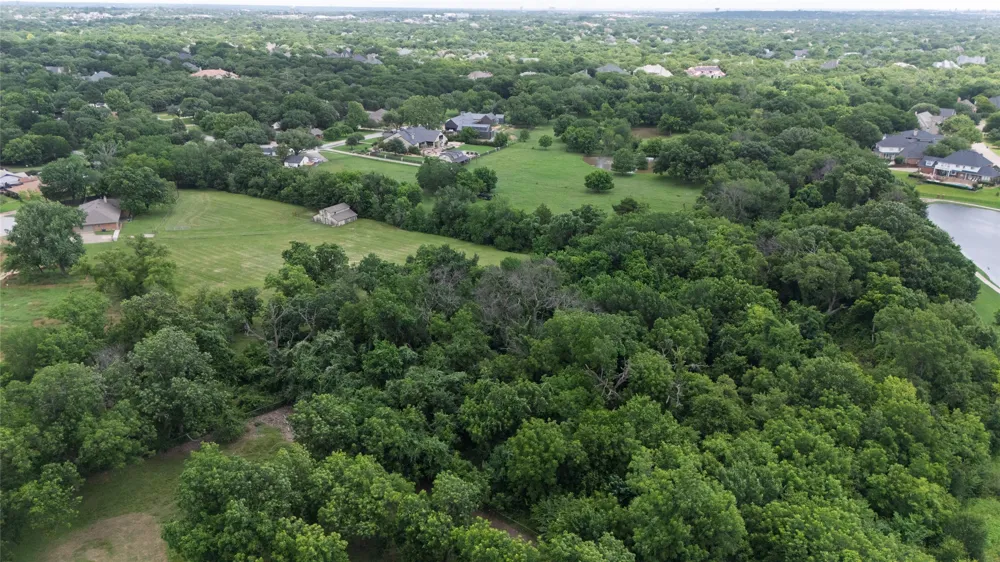 1215 Oakwood Trail Southlake, TX 76092