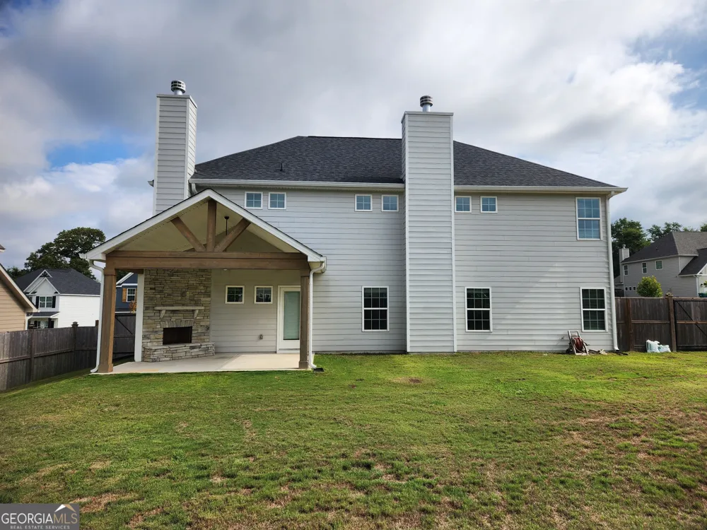 311 Shoshone CIR Kathleen, GA 31047