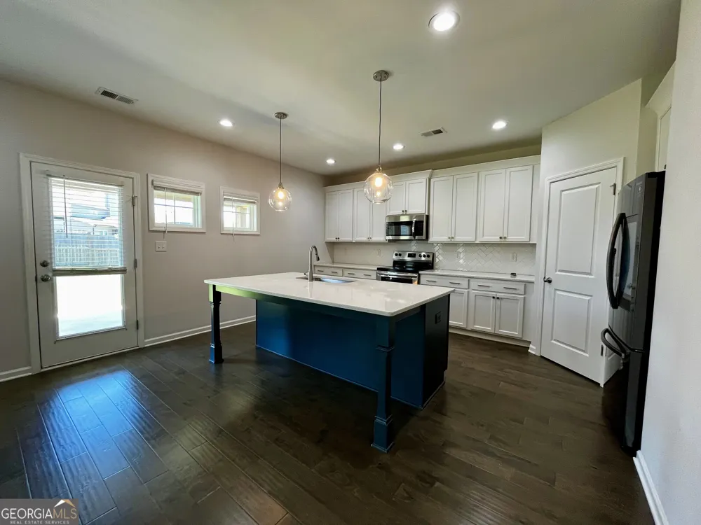 311 Shoshone CIR Kathleen, GA 31047