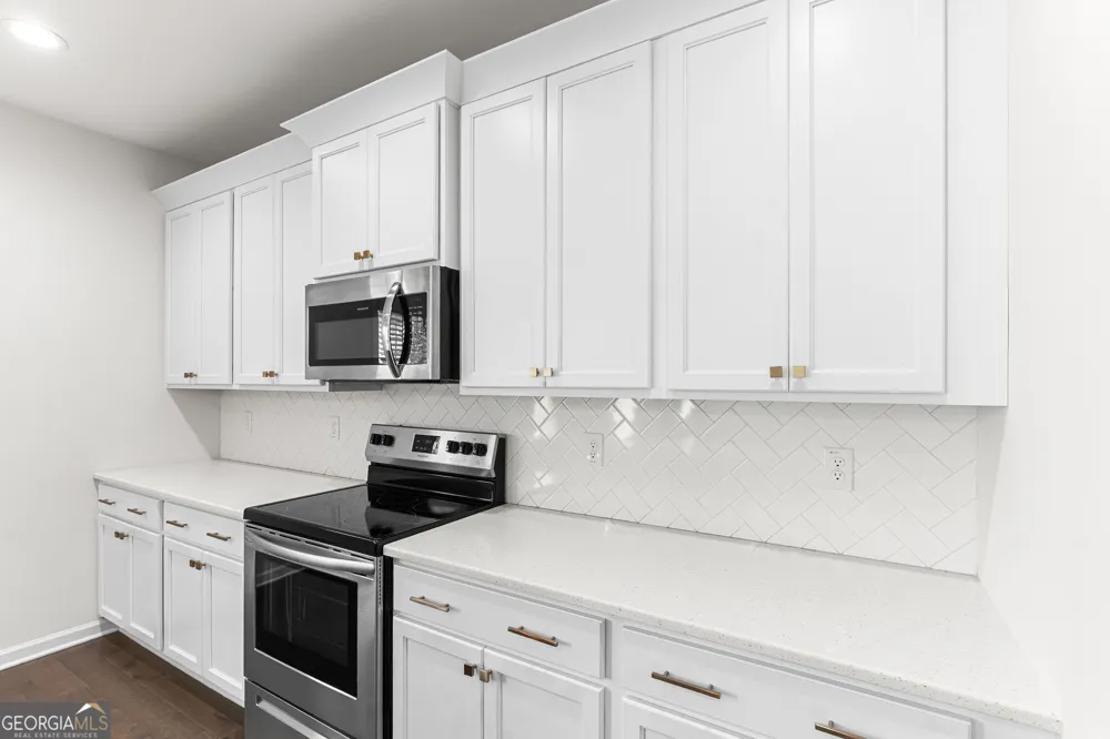 311 Shoshone CIR Kathleen, GA 31047