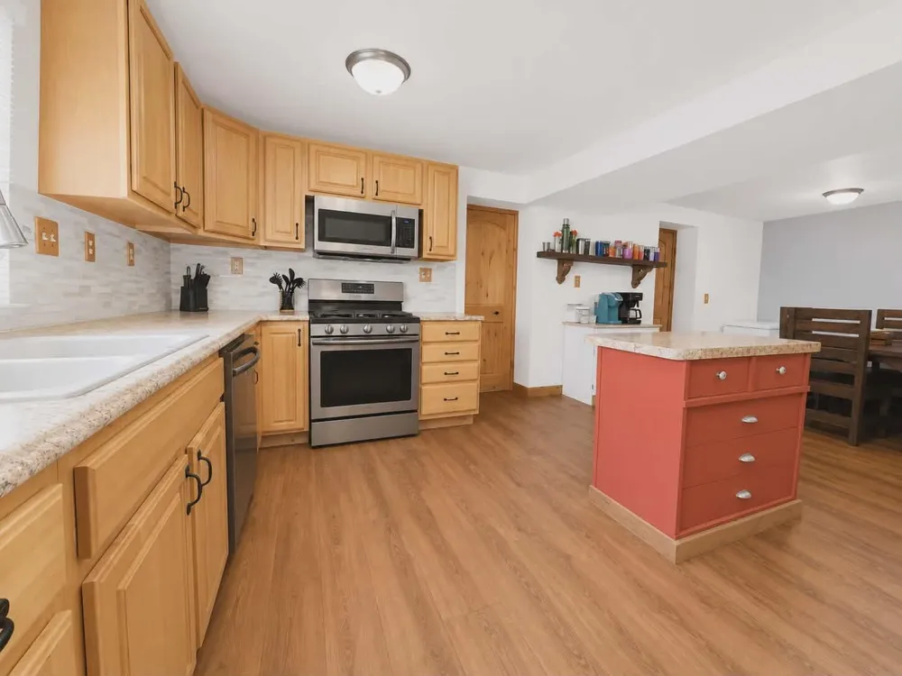 3640 Saint Luke Drive Jackson, MI 49201