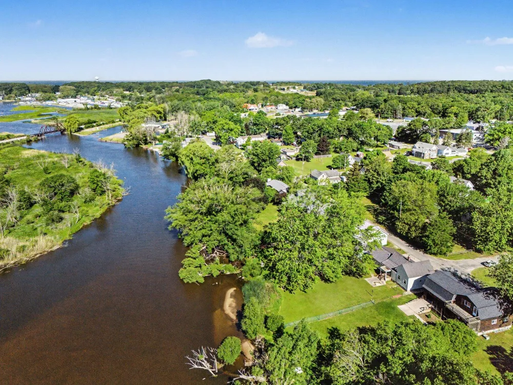 409 Jerumbo Street Manistee, MI 49660