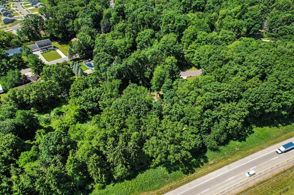 911 Wooded Lane Marshall, MI 49068