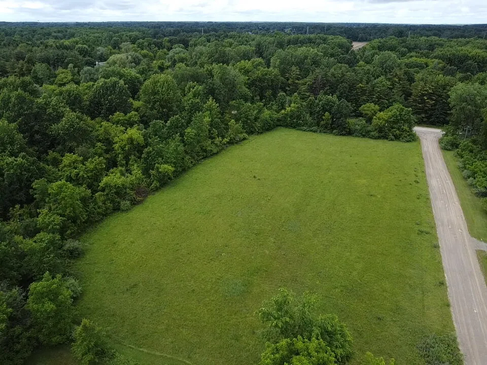 Hough Road Almont, MI 48003
