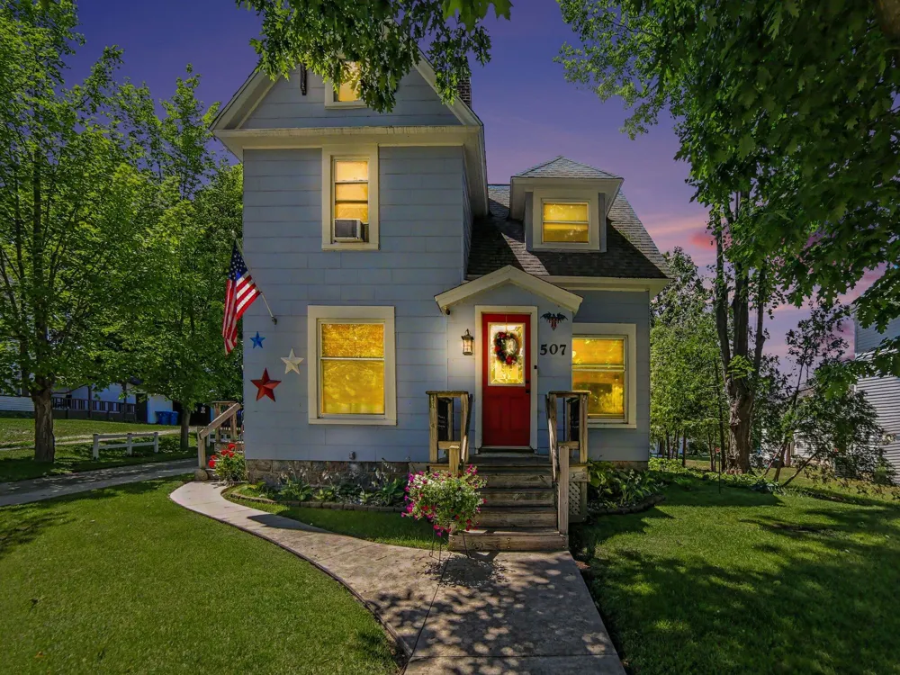 507 S State Street Hart, MI 49420
