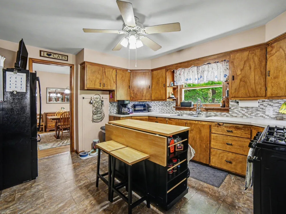 507 S State Street Hart, MI 49420