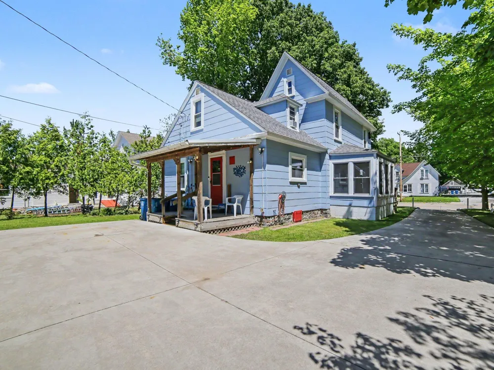 507 S State Street Hart, MI 49420