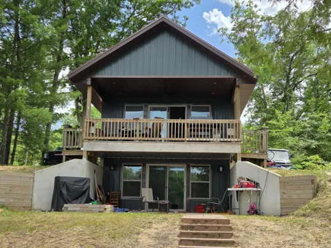 2485 W Lake Shore Drive