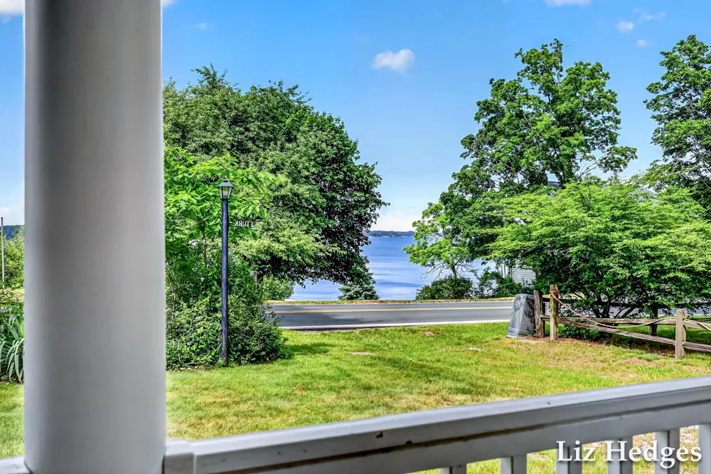 6285 S Shore Whitehall, MI 49461