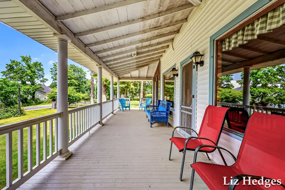 6285 S Shore Whitehall, MI 49461