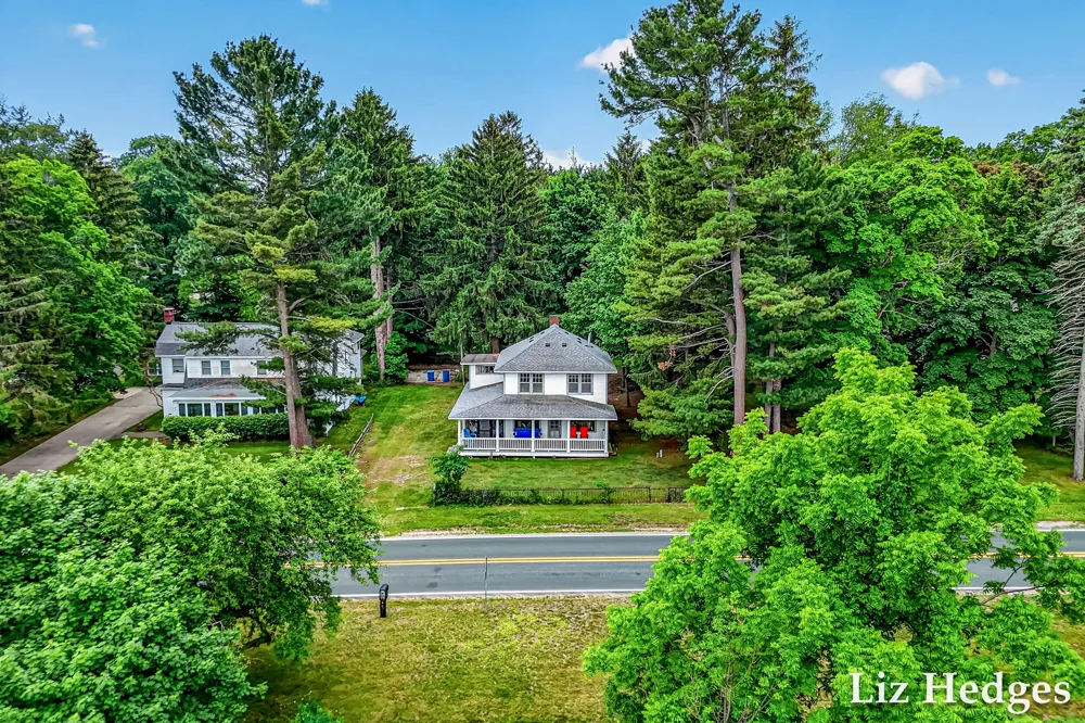 6285 S Shore Whitehall, MI 49461