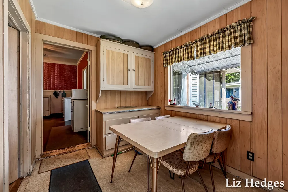 6285 S Shore Whitehall, MI 49461