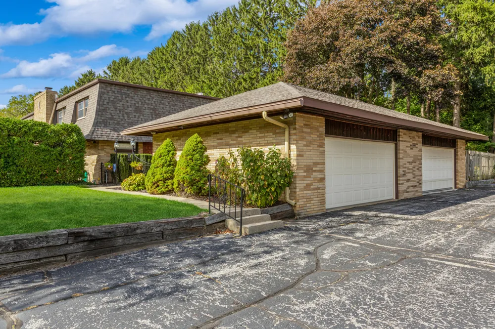 2727 S Lakeshore Drive #C11 St. Joseph, MI 49085