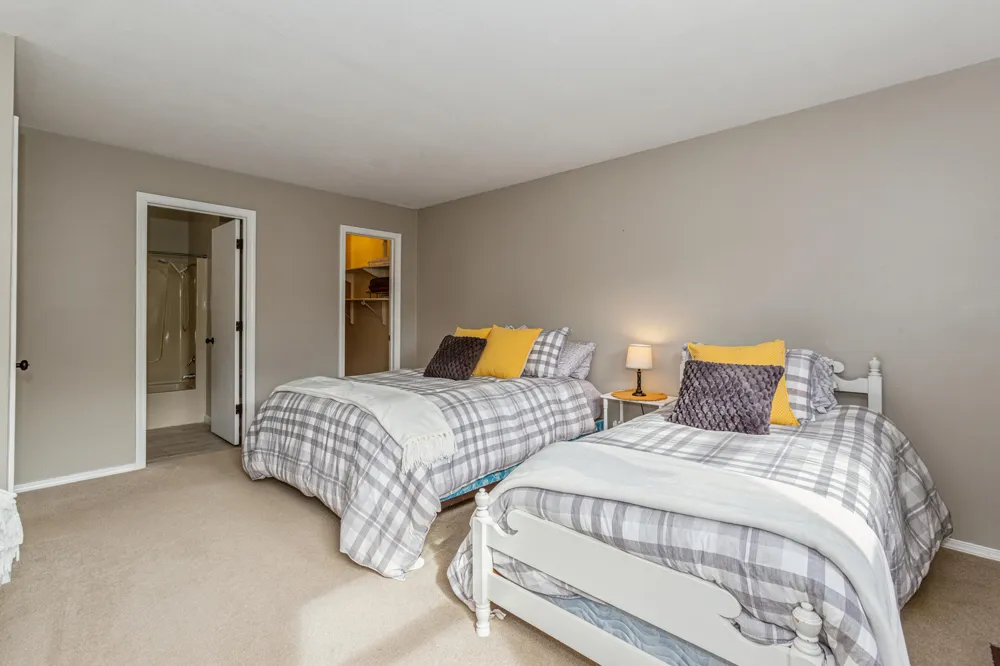 2727 S Lakeshore Drive #C11 St. Joseph, MI 49085