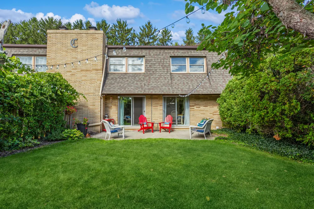 2727 S Lakeshore Drive #C11 St. Joseph, MI 49085
