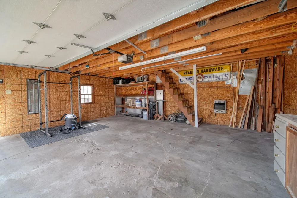 727 Springbrook Avenue Adrian, MI 49221