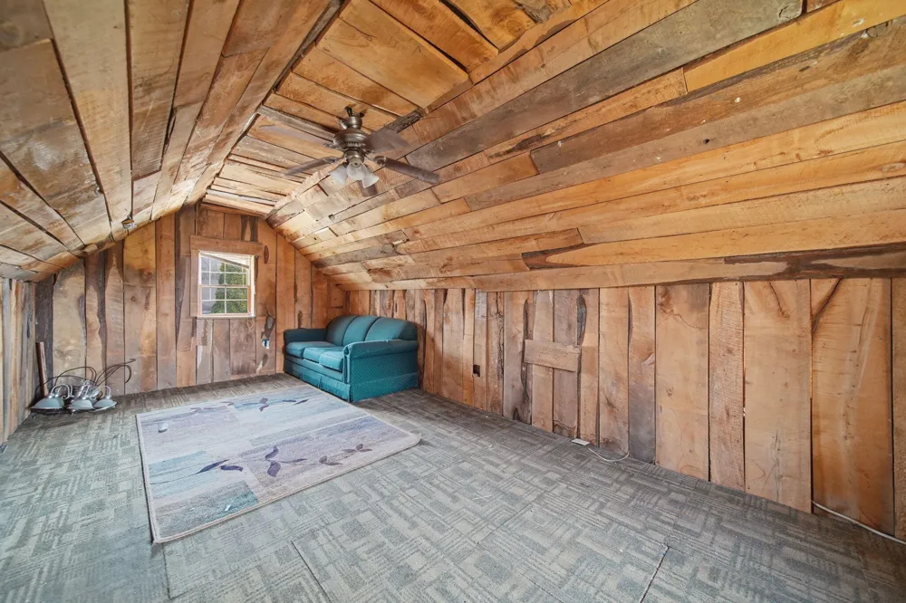 727 Springbrook Avenue Adrian, MI 49221