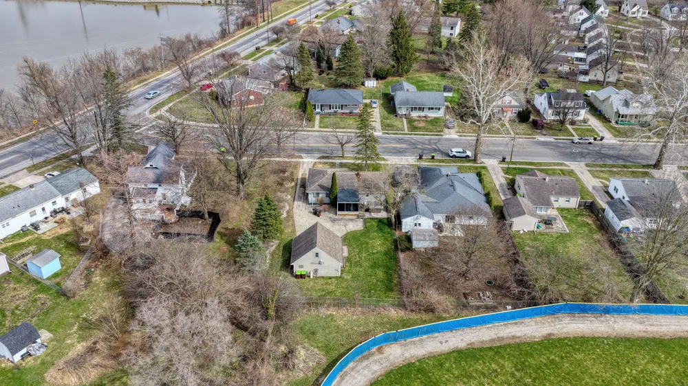 727 Springbrook Avenue Adrian, MI 49221