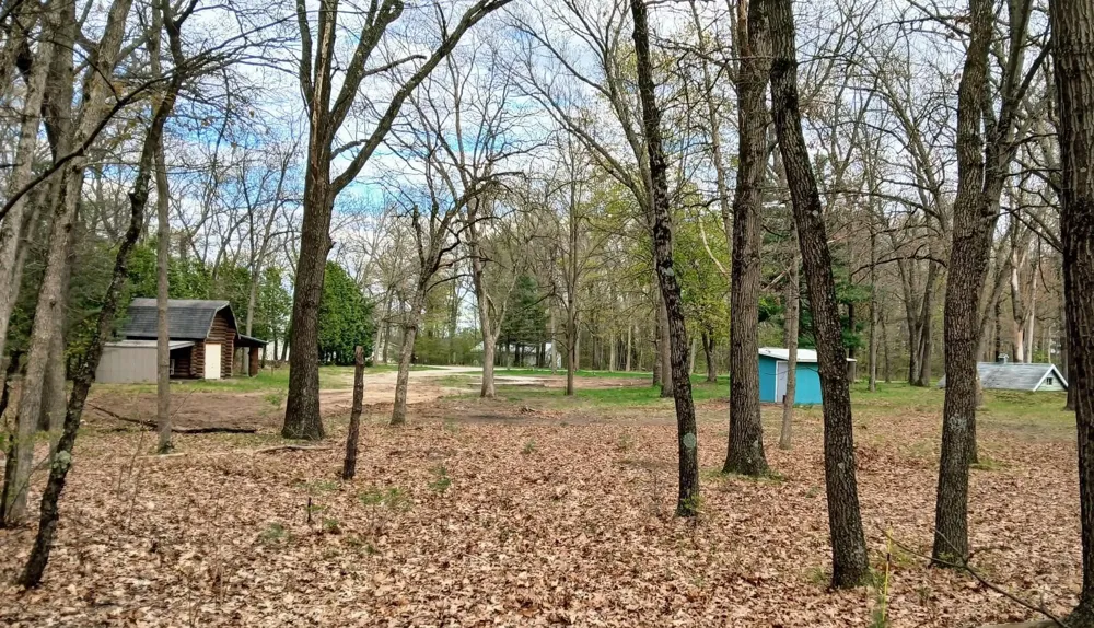 2649 E Fox Drive Grant, MI 49327