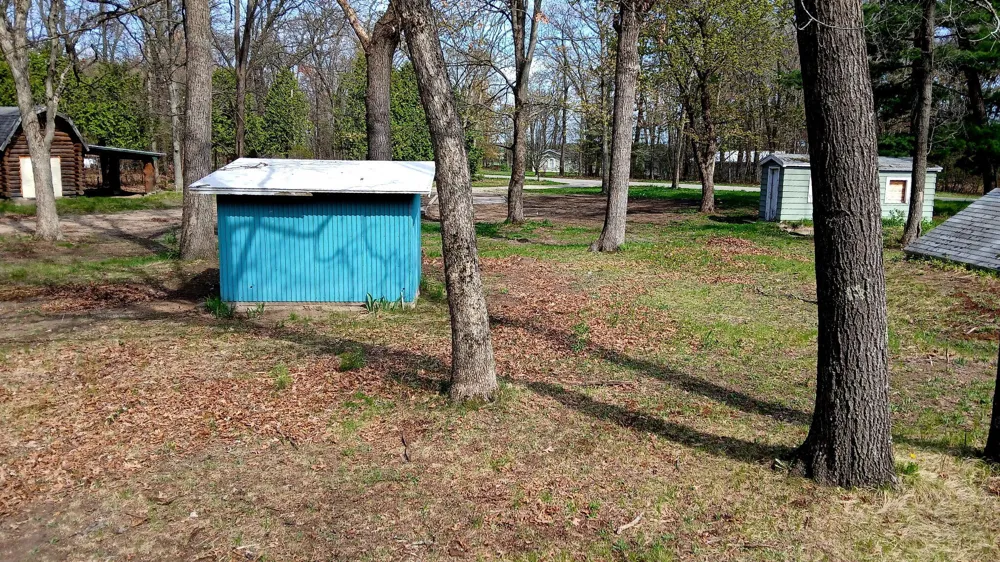 2649 E Fox Drive Grant, MI 49327