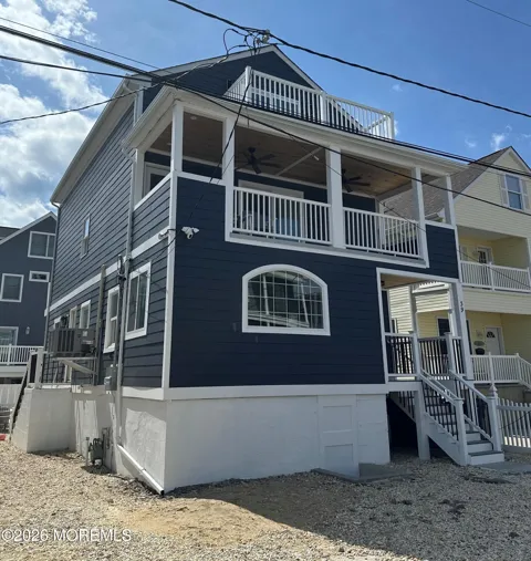 39 Coolidge Avenue