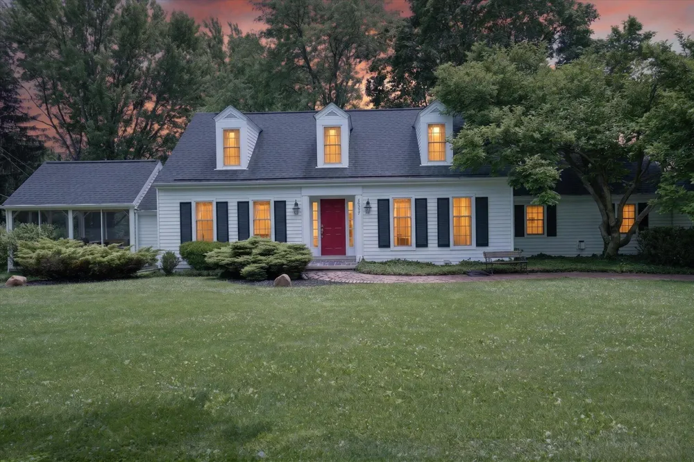 48377 Gyde Road Canton, MI 48187