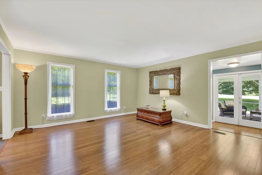 48377 Gyde Road Canton, MI 48187