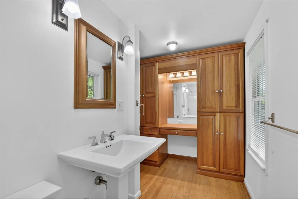 48377 Gyde Road Canton, MI 48187