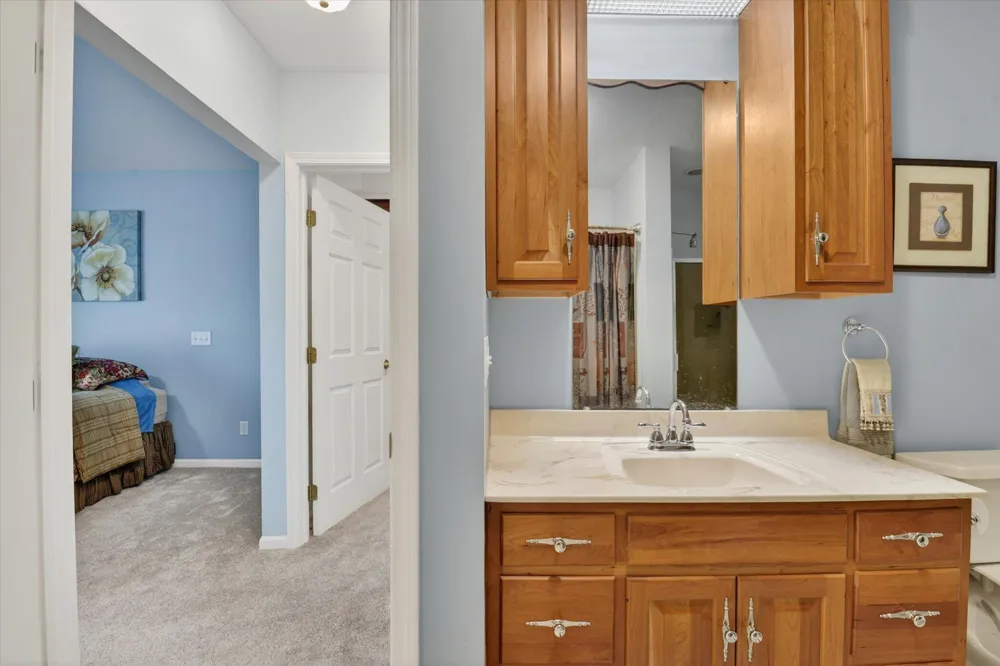 48377 Gyde Road Canton, MI 48187