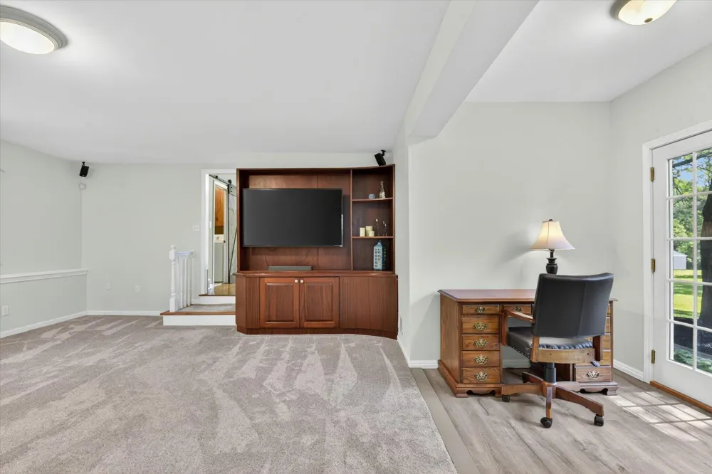 48377 Gyde Road Canton, MI 48187