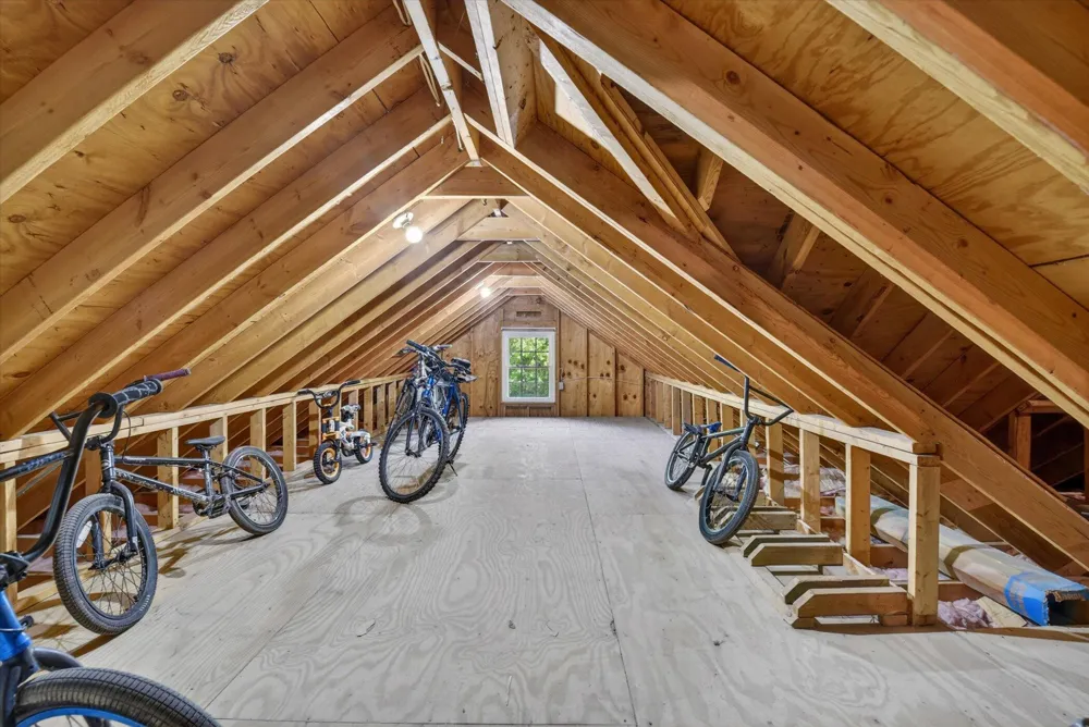 48377 Gyde Road Canton, MI 48187